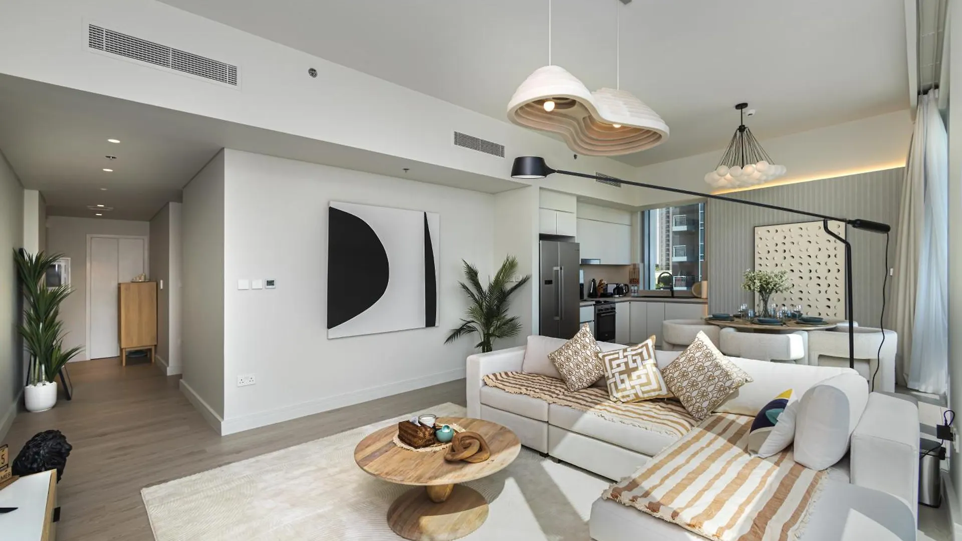 Burj Khalifa View & Creek Sea View Apartment Dubai