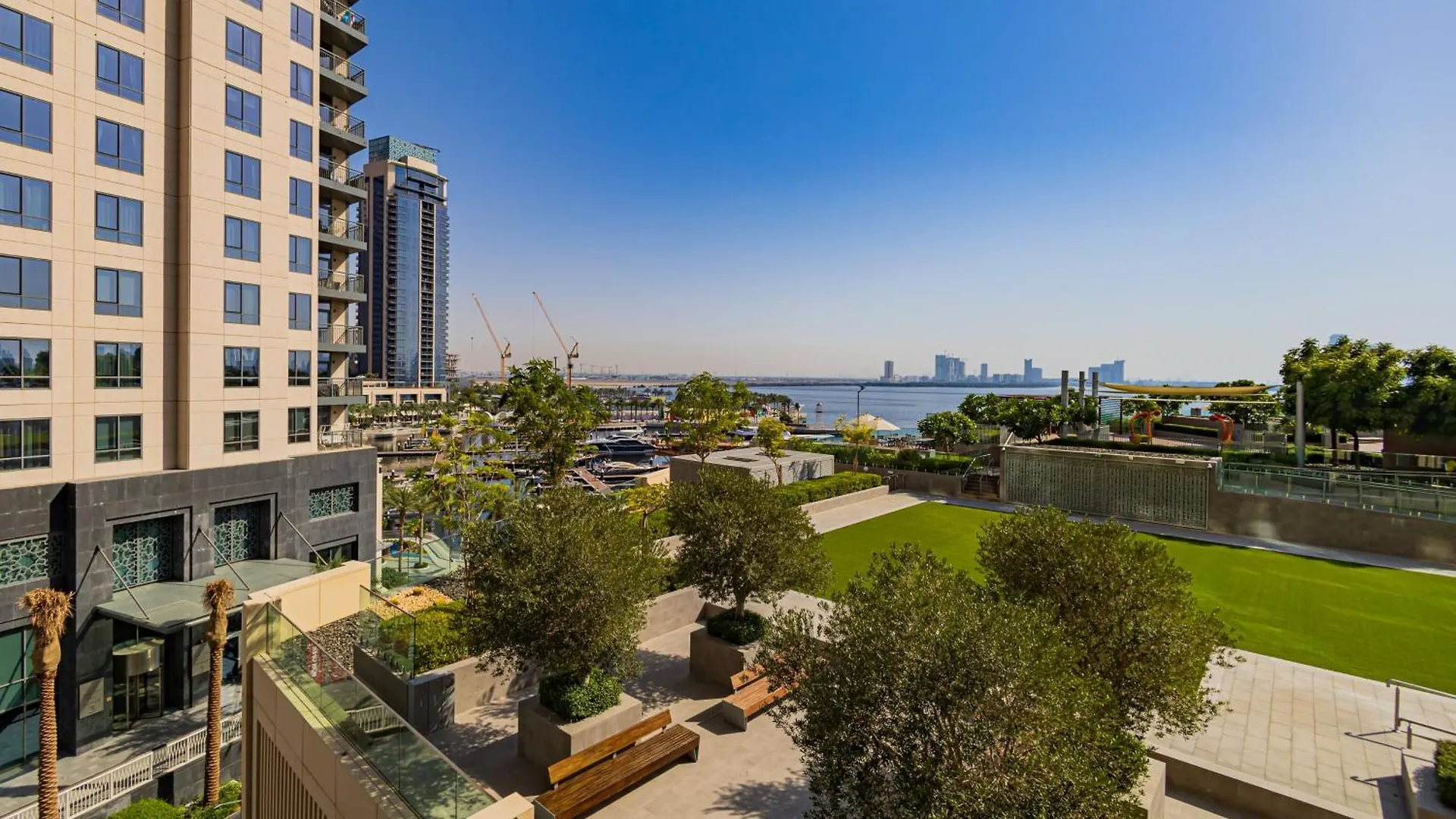 Burj Khalifa View & Creek Sea View Apartment Dubai United Arab Emirates