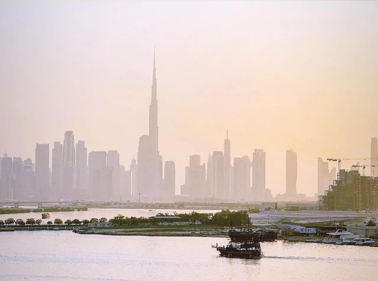 Burj Khalifa View & Creek Sea View Apartment Dubai