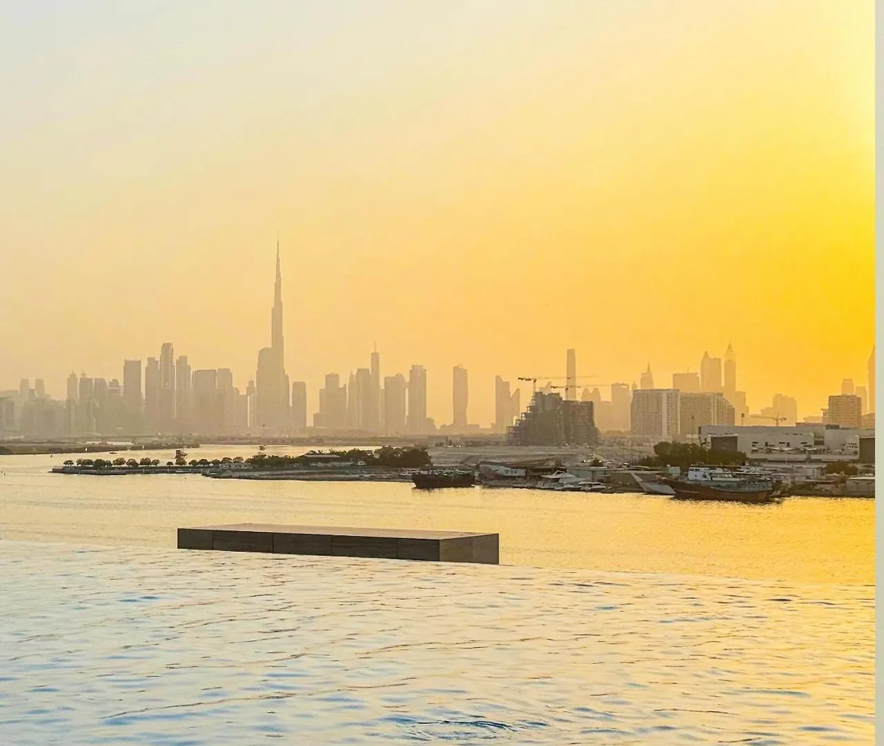 Ferienwohnung Burj Khalifa View & Creek Sea View Dubai